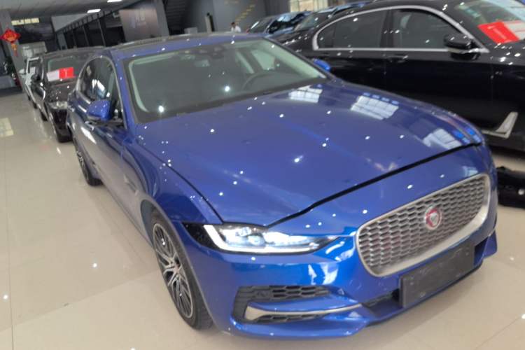 Used Jaguar XEL 2020 2.0T 200 PS S Advanced Elegance Edition Front Right 45 Deg