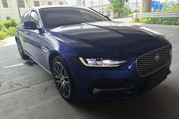 Used Jaguar XEL 2020 2.0T 200 PS S Advanced Elegance Edition Front Right 45 Deg