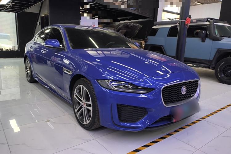 Used Jaguar XEL 2020 2.0T 200 PS R-DYNAMIC S Advanced Sport Edition Front Right 45 Deg