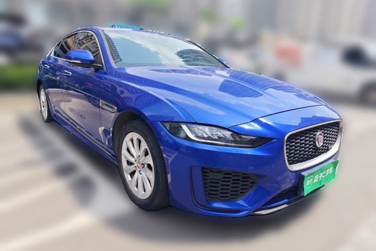 Used Jaguar XEL 2020 2.0T 200PS R-DYNAMIC Youth Sports Edition Front Right 45 Deg