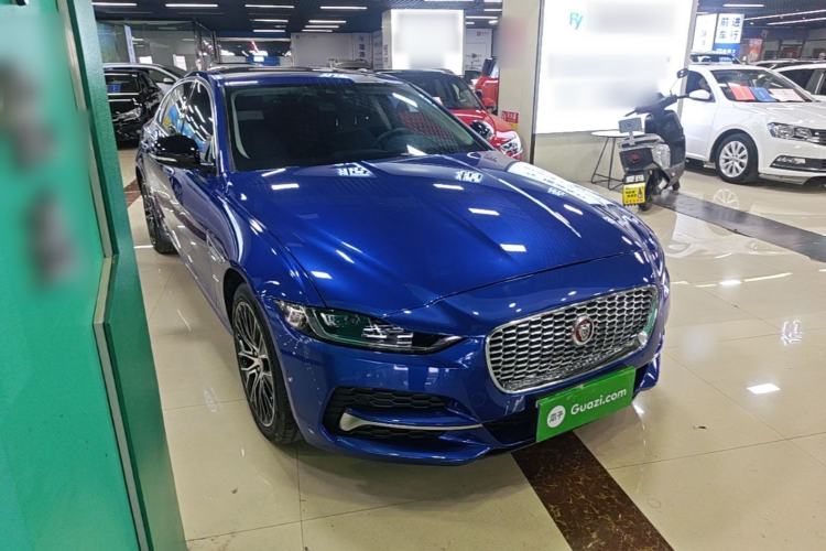 Used Jaguar XEL 2020 2.0T 200 PS S Advanced Elegance Edition Front Right 45 Deg