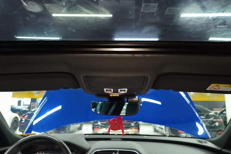 Used Jaguar XEL 2020 2.0T 200 PS R-DYNAMIC S Advanced Sport Edition Headliner
