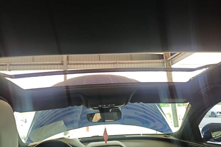 Used Jaguar XEL 2020 2.0T 200 PS R-DYNAMIC S Advanced Sport Edition Headliner