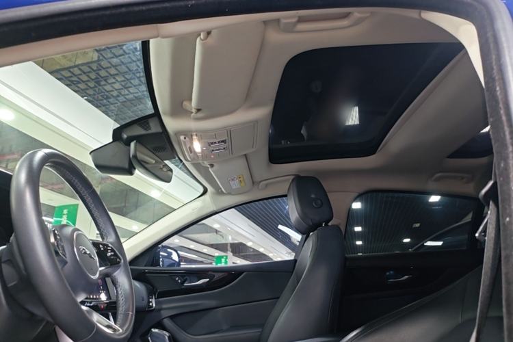 Used Jaguar XEL 2020 2.0T 200 PS S Advanced Elegance Edition Headliner