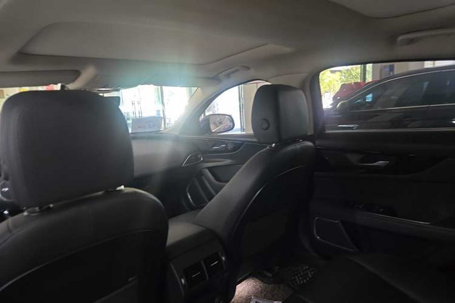Used Jaguar XEL 2020 2.0T 250 PS SE Tech-Elegant Edition Headliner
