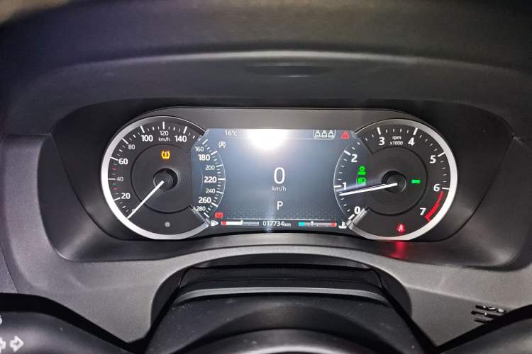 Used Jaguar XEL 2020 2.0T 200 PS R-DYNAMIC S Advanced Sport Edition Instrument Cluster