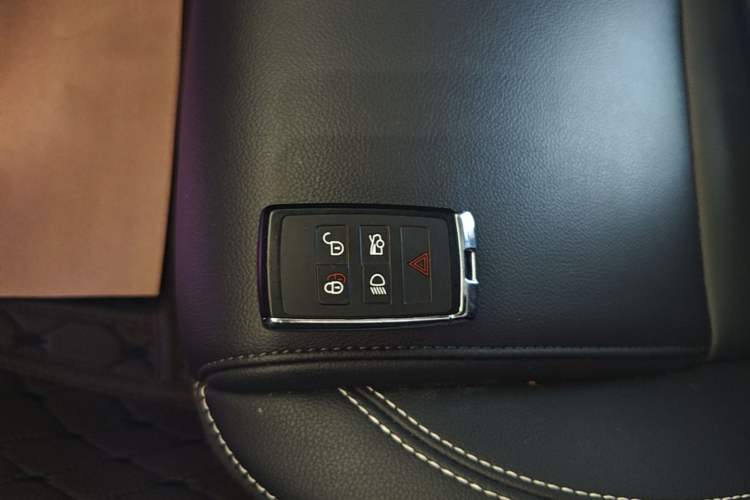 Used Jaguar XEL 2020 2.0T 200 PS R-DYNAMIC S Advanced Sport Edition Interior 1