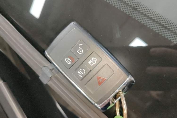 Used Jaguar XEL 2020 2.0T 200 PS S Advanced Elegance Edition Interior 1