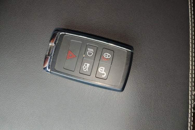 Used Jaguar XEL 2020 2.0T 200 PS R-DYNAMIC S Advanced Sport Edition Interior 1