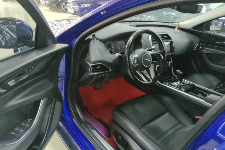 Used Jaguar XEL 2020 2.0T 200 PS S Advanced Elegance Edition Interior 3