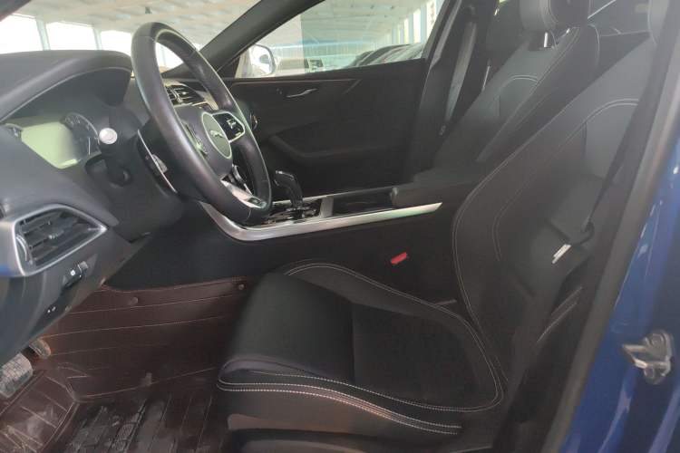 Used Jaguar XEL 2020 2.0T 200 PS R-DYNAMIC S Advanced Sport Edition Left Front Seat