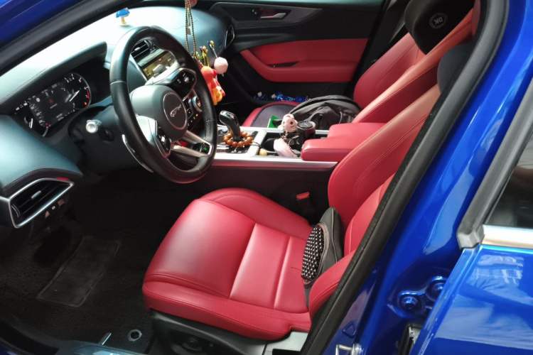Used Jaguar XEL 2020 2.0T 200 PS R-DYNAMIC S Advanced Sport Edition Left Front Seat