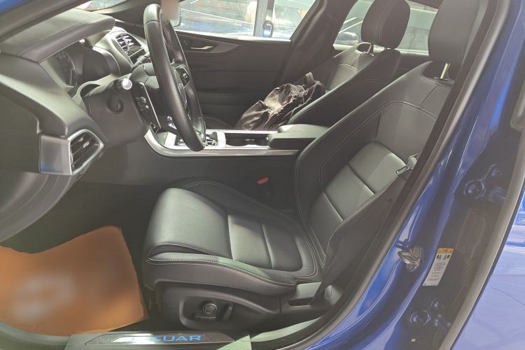 Used Jaguar XEL 2020 2.0T 200PS R-DYNAMIC Youth Sports Edition Left Front Seat