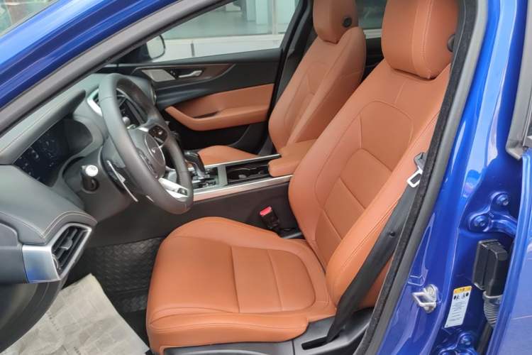 Used Jaguar XEL 2020 2.0T 200 PS R-DYNAMIC S Advanced Sport Edition Left Front Seat