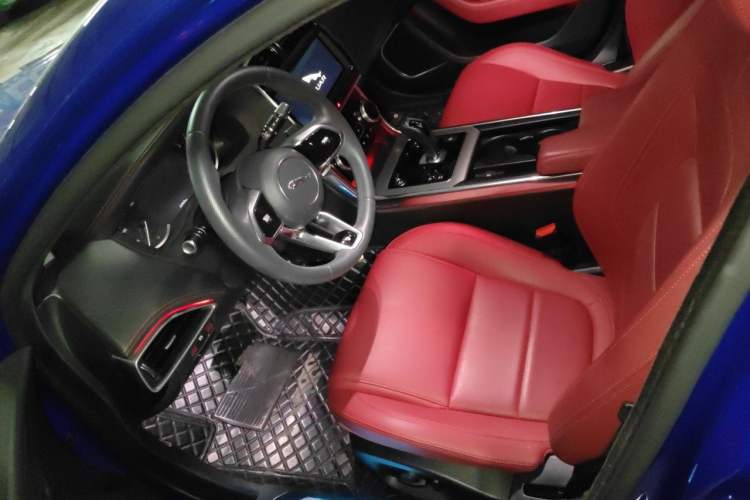 Used Jaguar XEL 2020 2.0T 200 PS R-DYNAMIC S Advanced Sport Edition Left Front Seat