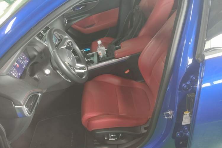 Used Jaguar XEL 2020 2.0T 250 PS R-DYNAMIC HSE Luxury Sport Edition Left Front Seat