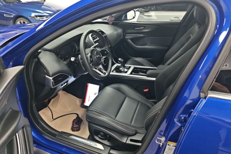 Used Jaguar XEL 2020 2.0T 200 PS R-DYNAMIC S Advanced Sport Edition Left Front Seat