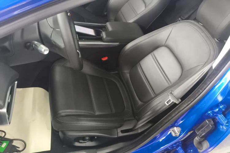 Used Jaguar XEL 2020 2.0T 200 PS S Advanced Elegance Edition Left Front Seat