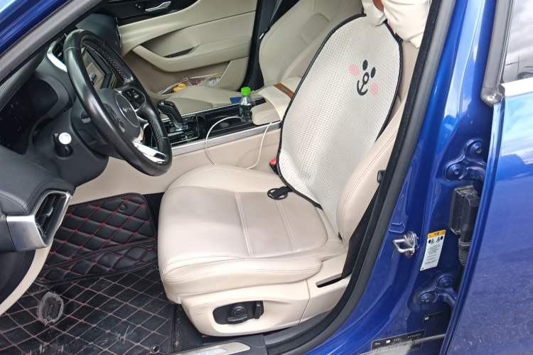 Used Jaguar XEL 2020 2.0T 250 PS SE Tech-Elegant Edition Left Front Seat