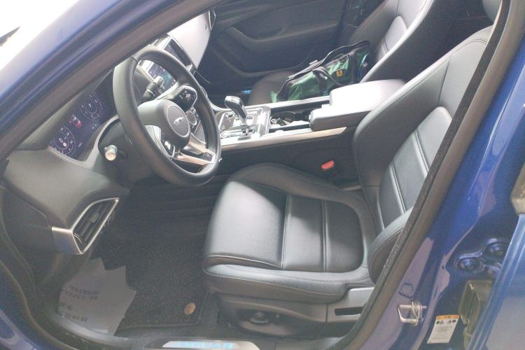 Used Jaguar XEL 2020 2.0T 250 PS SE Tech-Elegant Edition Left Front Seat