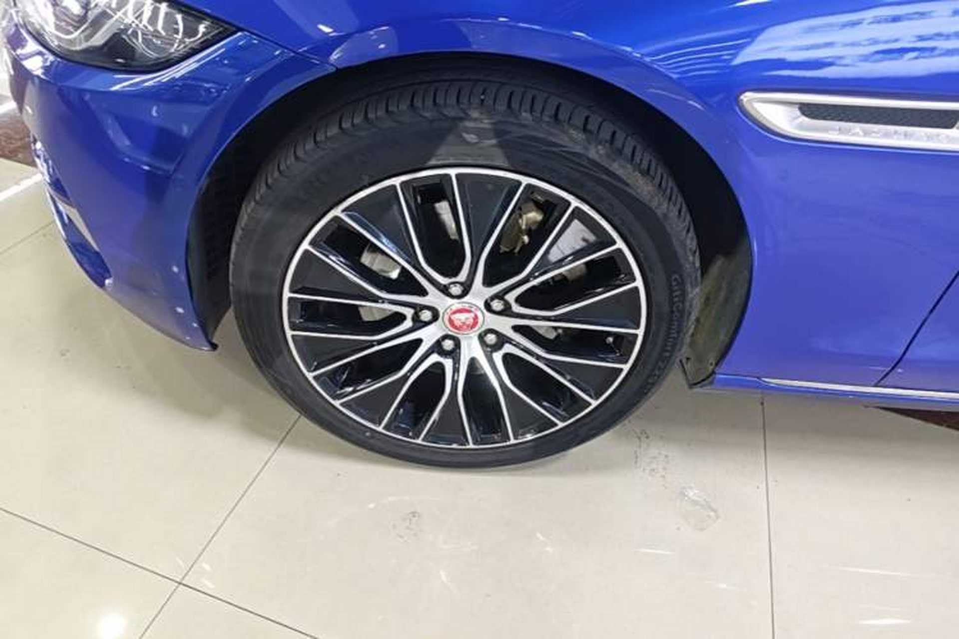 Used Jaguar XEL 2020 2.0T 200 PS S Advanced Elegance Edition Left Front Wheel Hub