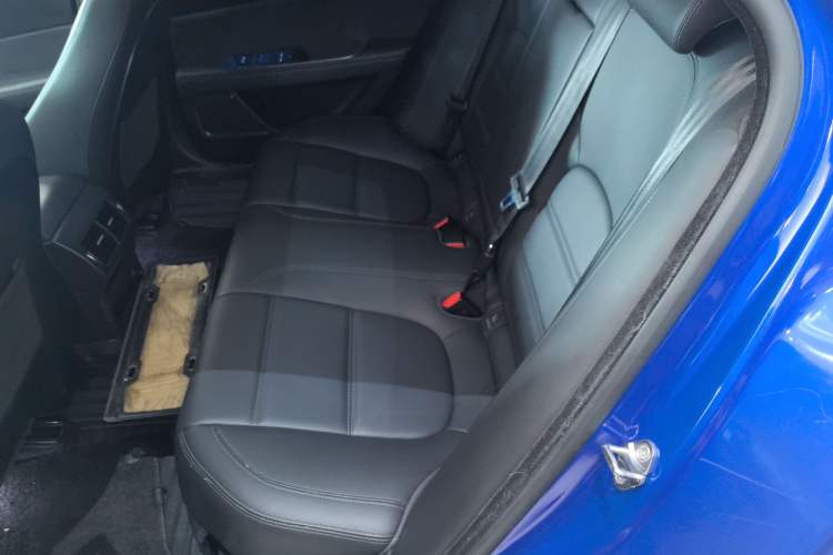 Used Jaguar XEL 2020 2.0T 200 PS S Advanced Elegance Edition Left Rear Seat