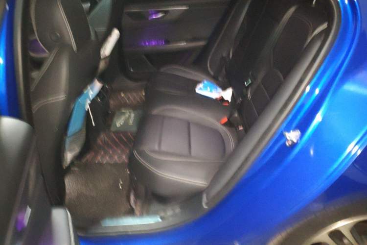 Used Jaguar XEL 2020 2.0T 200 PS R-DYNAMIC S Advanced Sport Edition Left Rear Seat