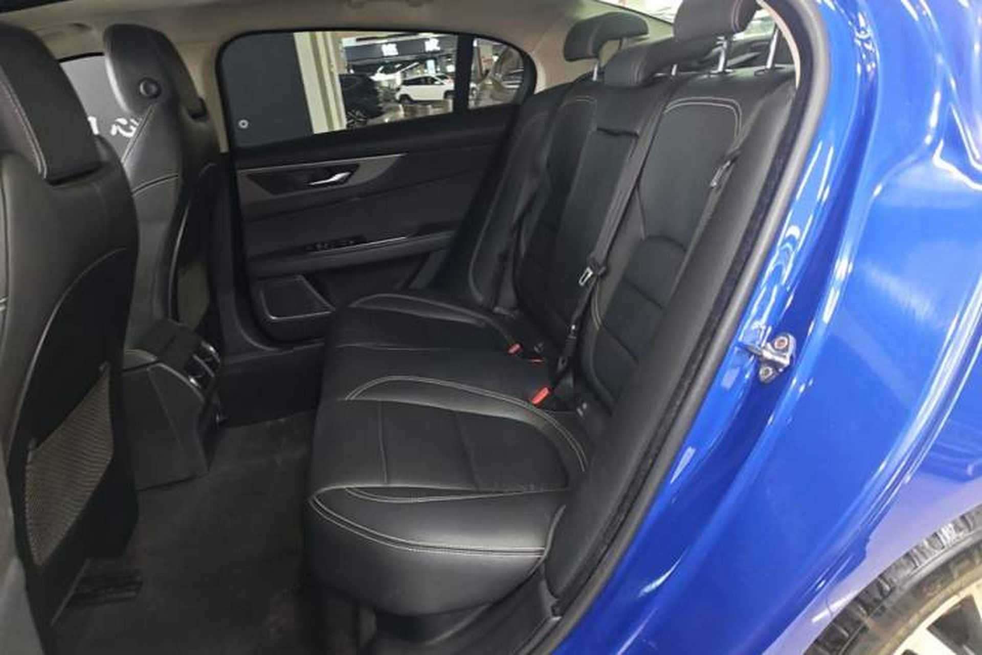 Used Jaguar XEL 2020 2.0T 200PS R-DYNAMIC Youth Sports Edition Left Rear Seat