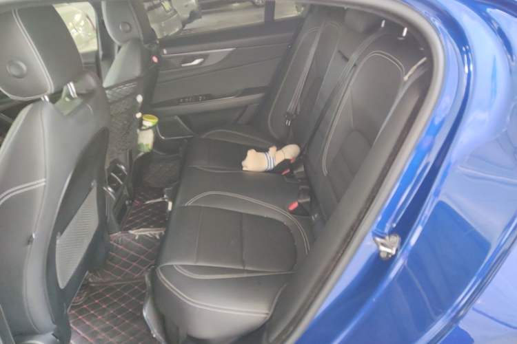 Used Jaguar XEL 2020 2.0T 200 PS R-DYNAMIC S Advanced Sport Edition Left Rear Seat