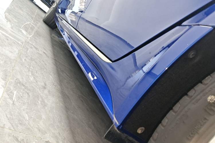Used Jaguar XEL 2020 2.0T 200 PS R-DYNAMIC S Advanced Sport Edition Left Side Sill