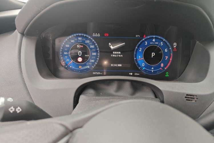 Used Jaguar XEL 2020 2.0T 200 PS R-DYNAMIC S Advanced Sport Edition Odometer Close Up