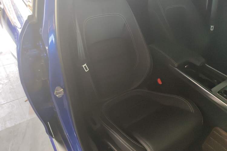 Used Jaguar XEL 2020 2.0T 200 PS R-DYNAMIC S Advanced Sport Edition Right Front Seat