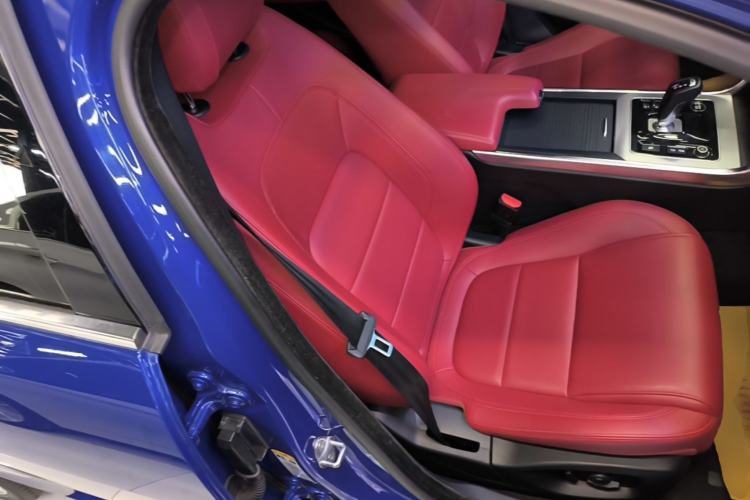 Used Jaguar XEL 2020 2.0T 200 PS R-DYNAMIC S Advanced Sport Edition Right Front Seat