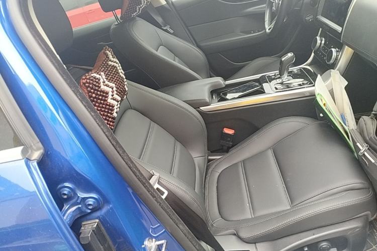 Used Jaguar XEL 2020 2.0T 200 PS S Advanced Elegance Edition Right Front Seat