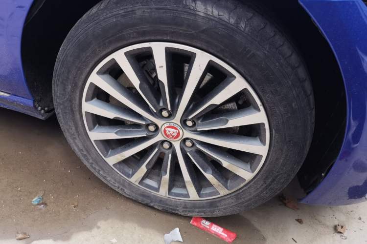 Used Jaguar XEL 2020 2.0T 200PS R-DYNAMIC Youth Sports Edition Right Front Wheel Hub