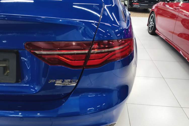 Used Jaguar XEL 2020 2.0T 200 PS R-DYNAMIC S Advanced Sport Edition Right Rear Taillight