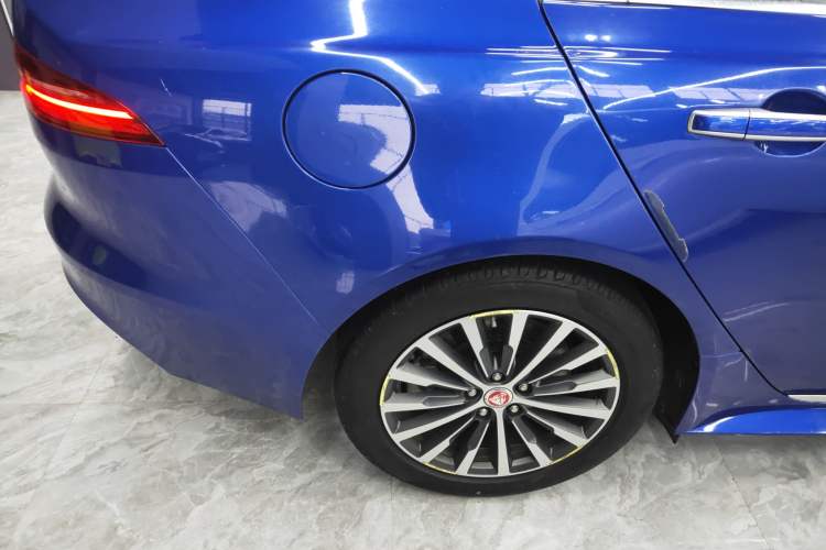 Used Jaguar XEL 2020 2.0T 200PS R-DYNAMIC Youth Sports Edition Right Rear Wheel Hub