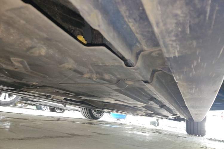Used Jaguar XEL 2020 2.0T 200 PS R-DYNAMIC S Advanced Sport Edition Right Side Sill