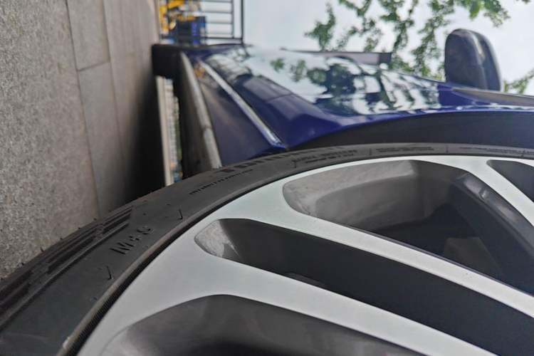 Used Jaguar XEL 2020 2.0T 200 PS R-DYNAMIC S Advanced Sport Edition Right Side Sill