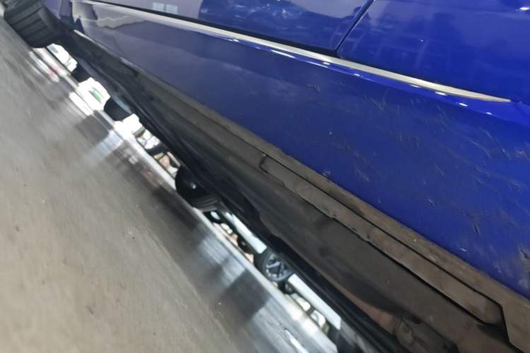 Used Jaguar XEL 2020 2.0T 200 PS S Advanced Elegance Edition Right Side Sill
