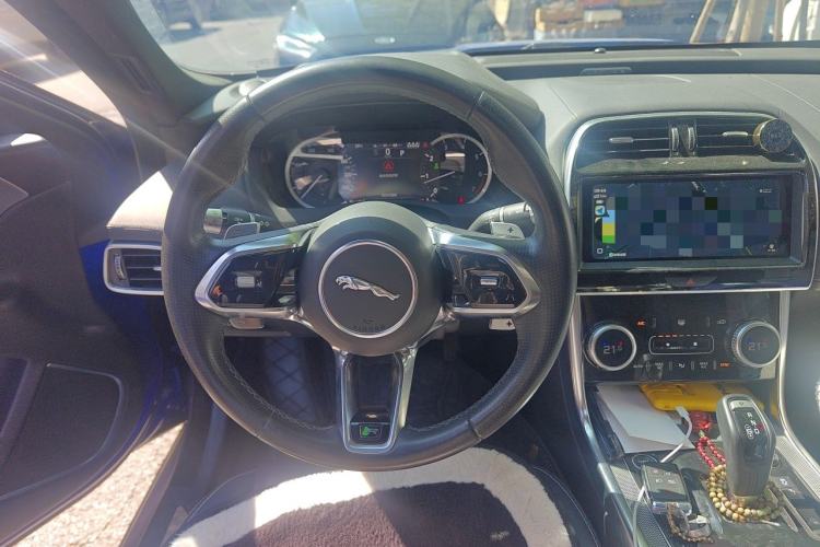 Used Jaguar XEL 2020 2.0T 200 PS R-DYNAMIC S Advanced Sport Edition Steering Wheel
