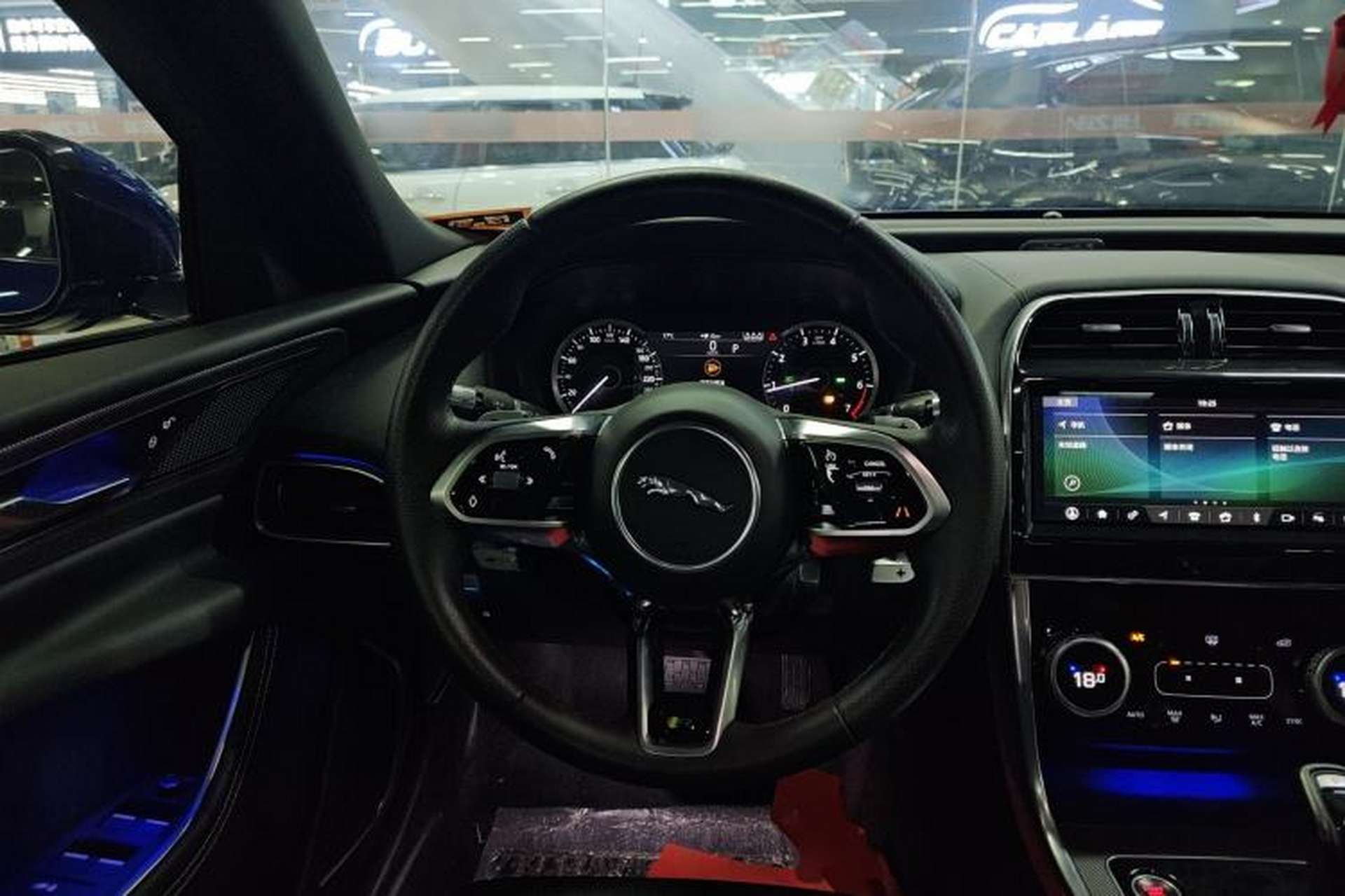 Used Jaguar XEL 2020 2.0T 200 PS R-DYNAMIC S Advanced Sport Edition Steering Wheel