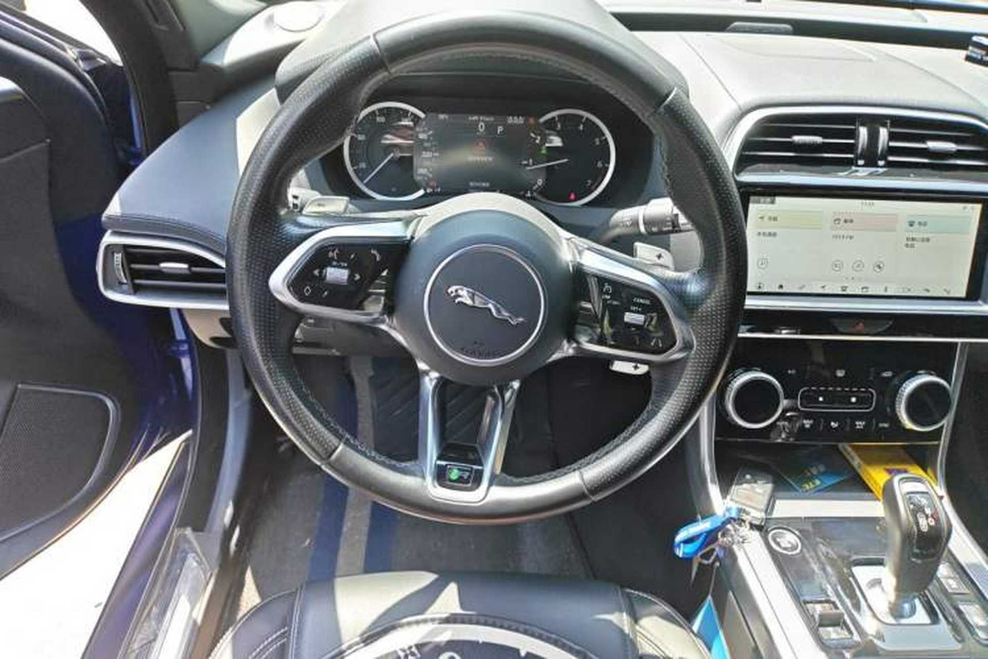 Used Jaguar XEL 2020 2.0T 200 PS R-DYNAMIC S Advanced Sport Edition Steering Wheel