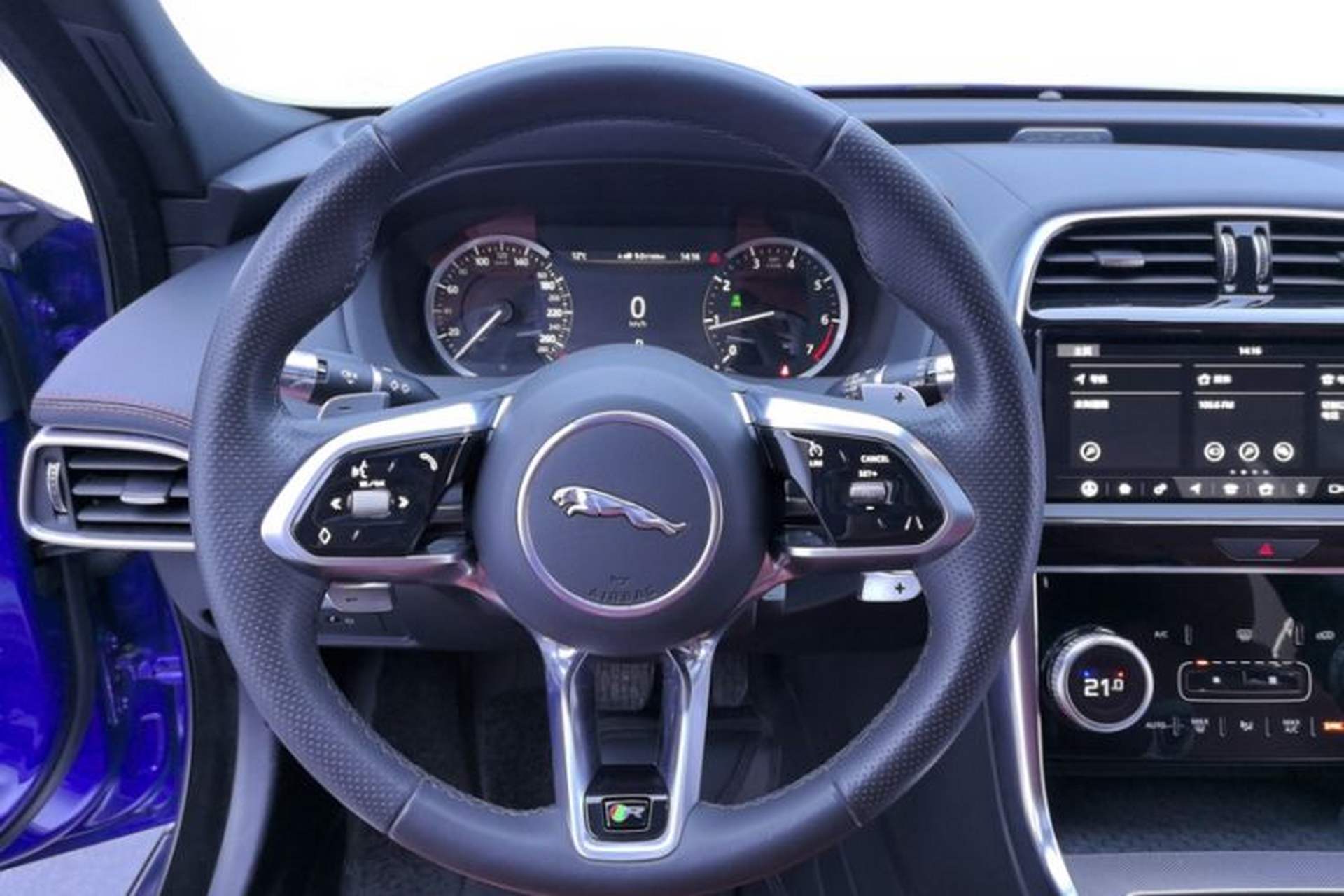 Used Jaguar XEL 2020 2.0T 200 PS R-DYNAMIC S Advanced Sport Edition Steering Wheel