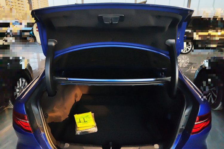 Used Jaguar XEL 2020 2.0T 200 PS R-DYNAMIC S Advanced Sport Edition Trunk