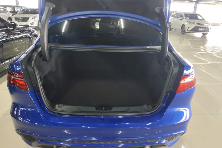 Used Jaguar XEL 2020 2.0T 200 PS R-DYNAMIC S Advanced Sport Edition Trunk