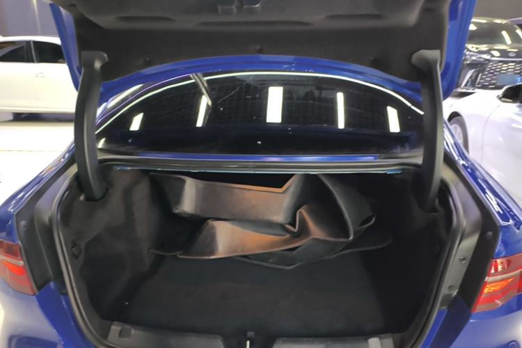 Used Jaguar XEL 2020 2.0T 200 PS R-DYNAMIC S Advanced Sport Edition Trunk