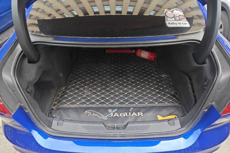 Used Jaguar XEL 2020 2.0T 200 PS R-DYNAMIC S Advanced Sport Edition Trunk