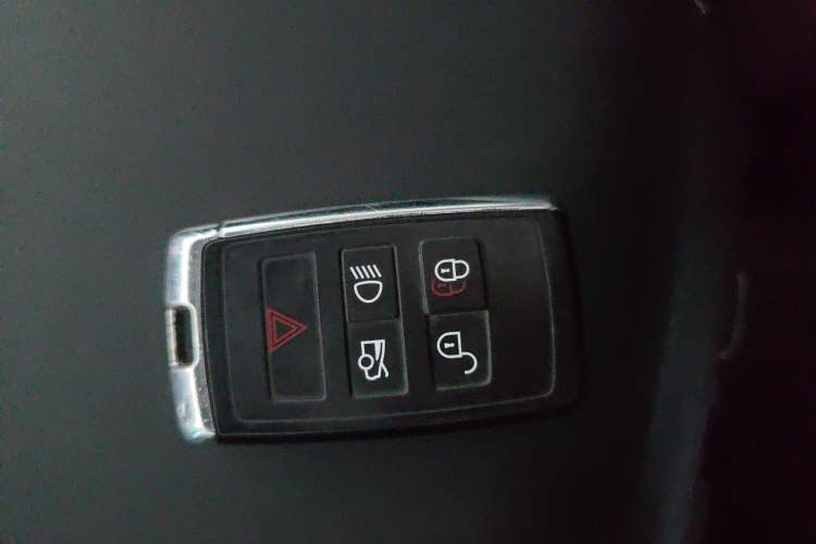 Used Jaguar XEL 2020 2.0T 200 PS R-DYNAMIC S Advanced Sport Edition Vehicle Key