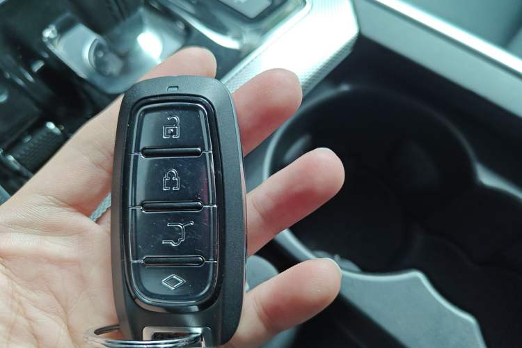 Used Jaguar XEL 2020 2.0T 200PS R-DYNAMIC Youth Sports Edition Vehicle Key